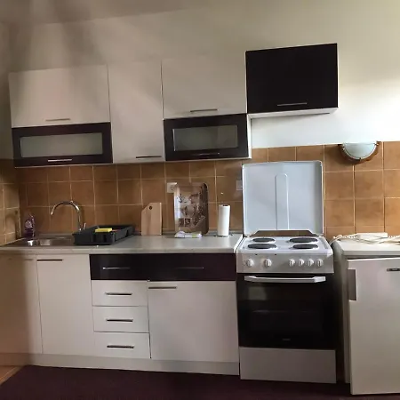 Paprikovac Apartment *