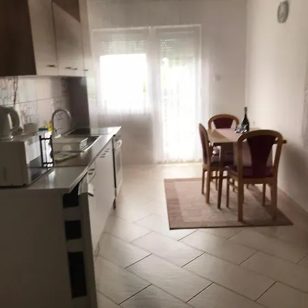 Apartment Paprikovac